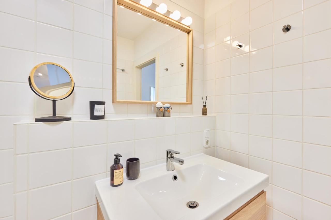 Studio3 Zentral Und Ruhig Mit Parkplatz, 5 Min Z Bali-T Und Gop, Boxspringbett Bad Oeynhausen Exteriör bild