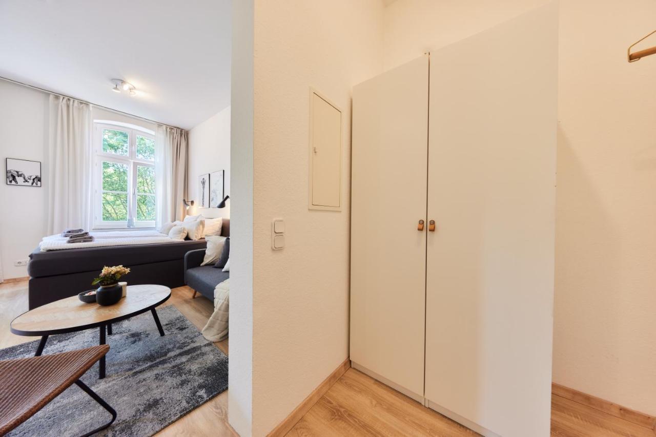 Studio3 Zentral Und Ruhig Mit Parkplatz, 5 Min Z Bali-T Und Gop, Boxspringbett Bad Oeynhausen Exteriör bild