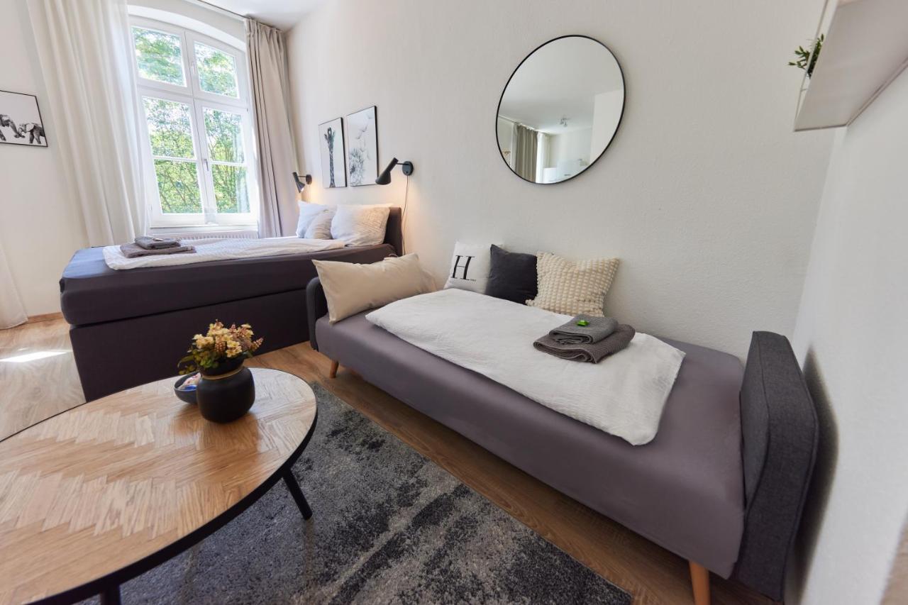 Studio3 Zentral Und Ruhig Mit Parkplatz, 5 Min Z Bali-T Und Gop, Boxspringbett Bad Oeynhausen Exteriör bild