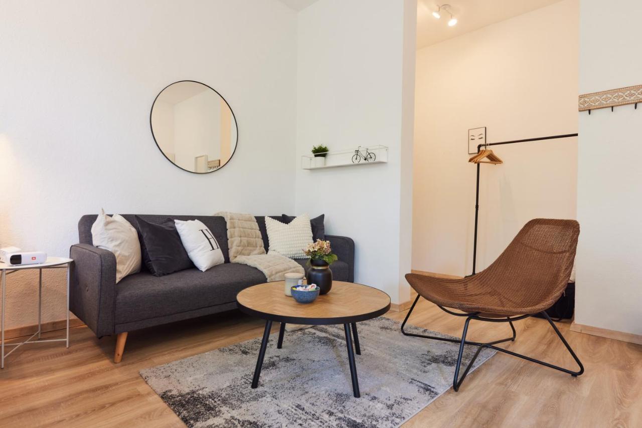 Studio3 Zentral Und Ruhig Mit Parkplatz, 5 Min Z Bali-T Und Gop, Boxspringbett Bad Oeynhausen Exteriör bild