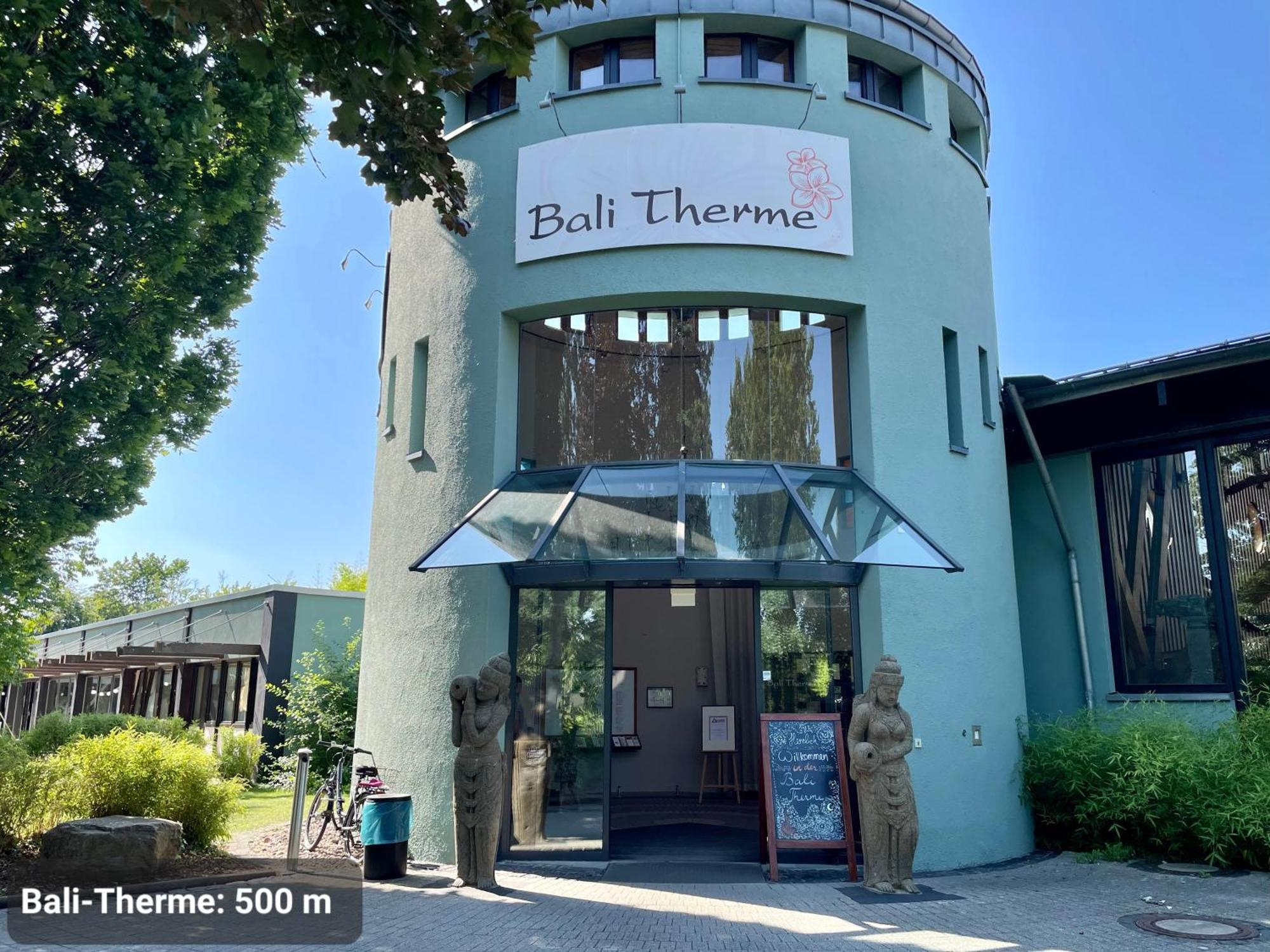 Studio3 Zentral Und Ruhig Mit Parkplatz, 5 Min Z Bali-T Und Gop, Boxspringbett Bad Oeynhausen Exteriör bild